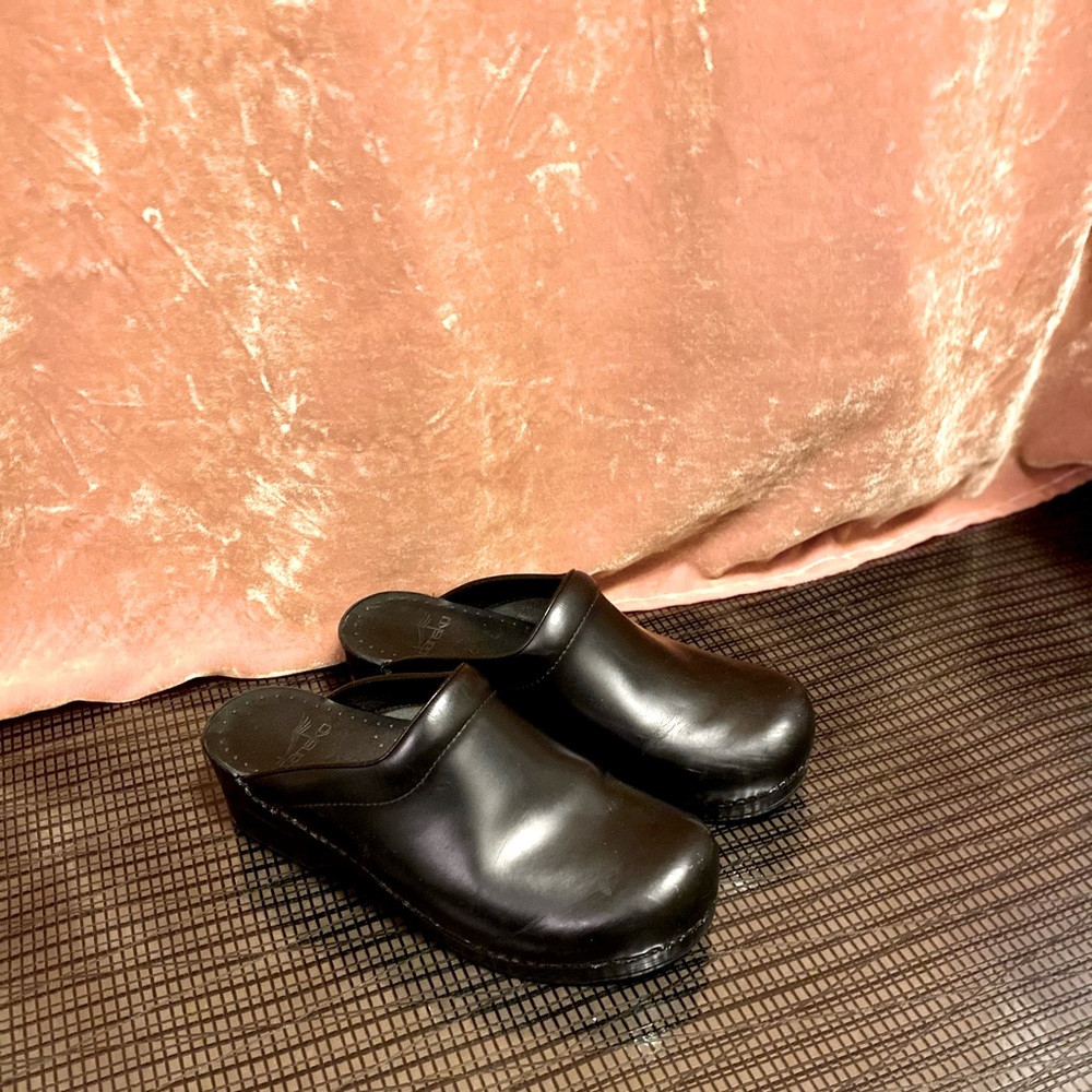 Dansko Clogs - Picture 2 of 5